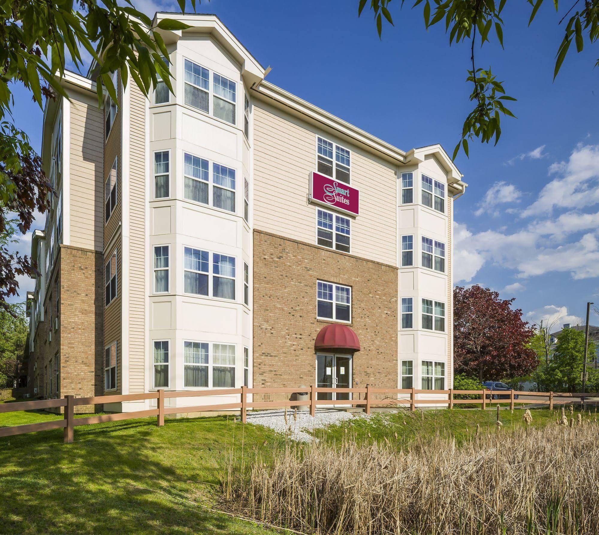 Smart Suites, Ascend Hotel Collection South Burlington Exterior foto